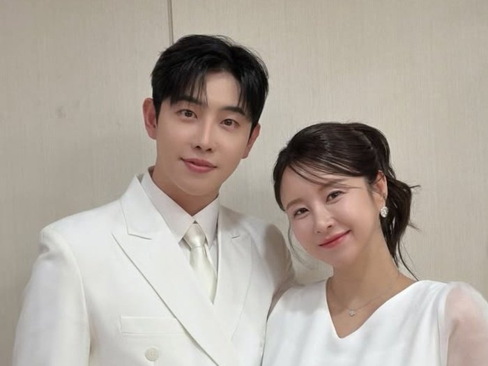 은가은 보도 사진