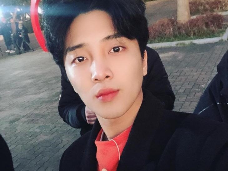 황윤성 보도 사진