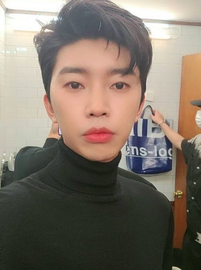 임영웅 보도 사진