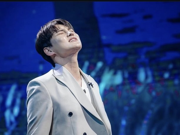 박서진 보도 사진