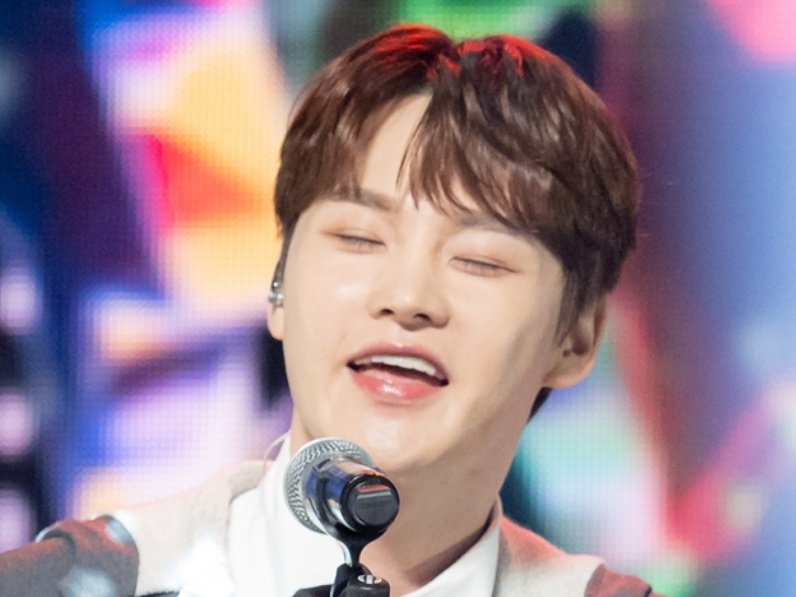 박서진 보도 사진