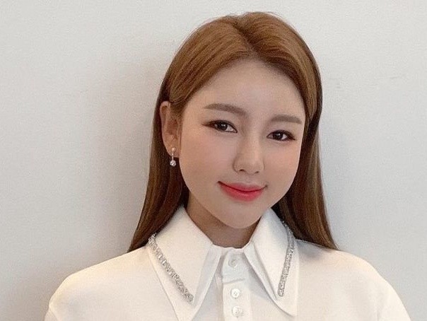 송가인 보도 사진